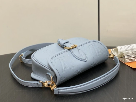 VUITTON LOUIS Diane-19*10.5*6 CM Nano 0302